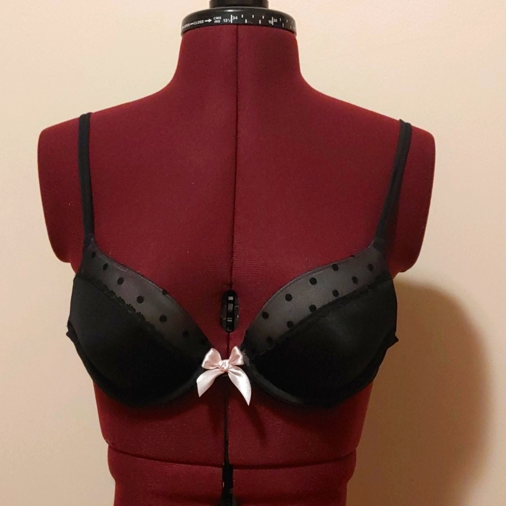 *SOLD* VS push up bra 32B